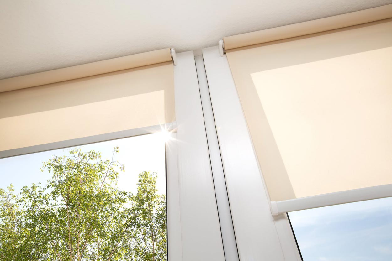 The Beauty and Versatility of Roller Blinds: A Comprehensive Guide